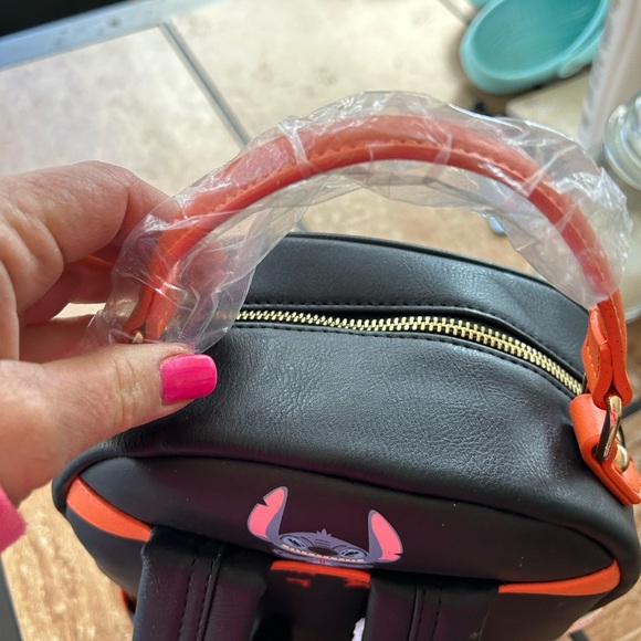 Loungefly - Picture 4 of 12